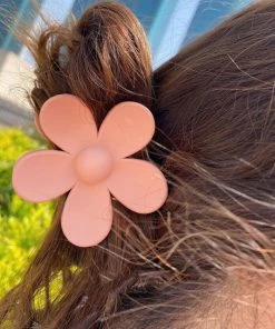 Shop Lena Jade Flower Clip