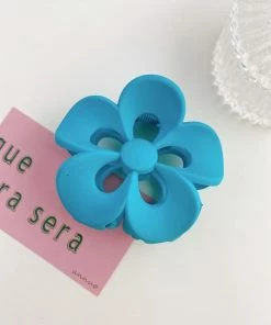 Shop Lena Jade Summer Essentials Hawaiian Flower Hair Clip
